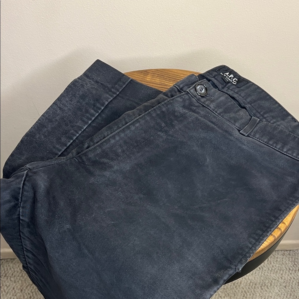 A.P.C. Charcoal Trousers Men’s 40 (French) ~ 32 US (but runs Parisian slim ;)